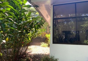 Beachfront Apartment Punta uva