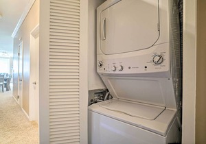 Beachfront Condo w/ Monterey Bay Views!