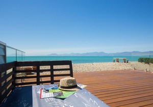 Beachfront Ruby Bay - Mapua Beach House
