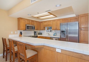 Beautiful 2 Bedroom With View Of The Ocean