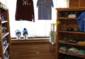 Beautiful 2 bedroom unit at resort, sleeps 6