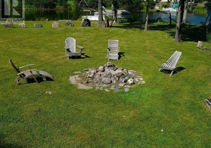 Beautiful 3 Bdrm + Bunkie Waterfront Cottage Near Gull Lake