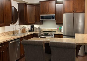 Beautiful 3 Bedroom Condo