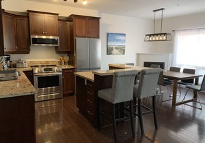 Beautiful 3 Bedroom Condo