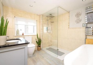 Beautiful 3 bedroom cottage in the heart of Looe