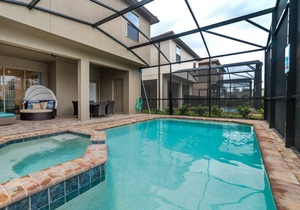 Beautiful 6 Bed 5 Bath House - Professionally maintained home w/ private pool