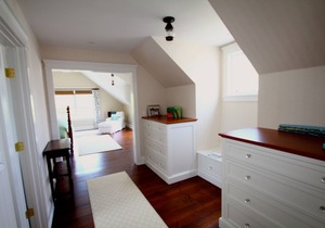 Beautiful 6 bedroom renovated home with pool, 5 minute walk to Main Street.