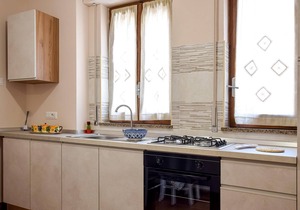 Beautiful and compact holiday apartment in a central location in Trappitello.