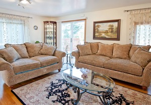 Beautiful Apartment-5 Beds-Parking-Super Clean!