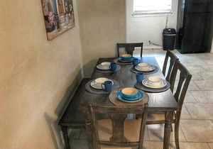 Beautiful Apartment @ The Botanical Gardens (#11)