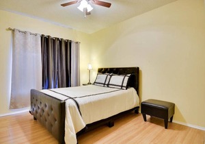 Beautiful Condo Near The Domain