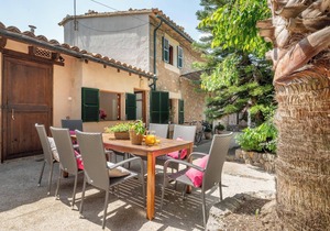 Beautiful Holiday Home Can Sucre with Wi-Fi, Garden, Terrace & Pool