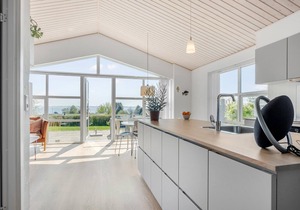 Beautiful home in Faaborg with sauna