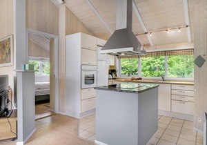 Beautiful home in Græsted with WiFi