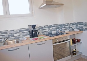 Beautiful home in Plouha with kitchen