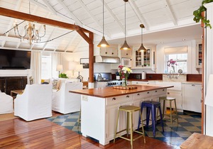 Beautiful 'Sconset Victorian House w/Beach Access