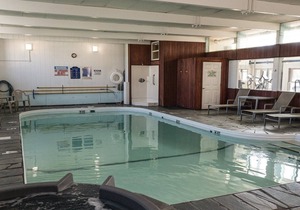 Beautiful studio unit at resort, sleeps 2