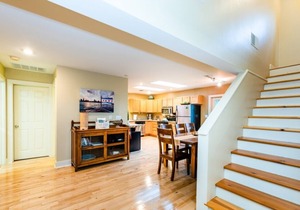 Beautiful Union Pier Condo with Association Pool! Close To Beach and Downtown!