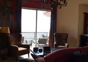 Beautiful Villa Overlooking Pacific Ocean And Pedregal Luxury Neighborhood.