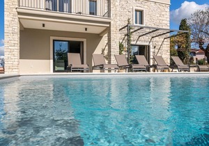 Beautiful Villa San Martino with pool near Rovinj, away from the crowds and surrounded by the calmness of nature.
