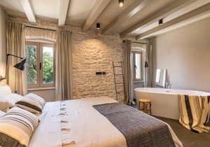 Beautiful Villa San Martino with pool near Rovinj, away from the crowds and surrounded by the calmness of nature.