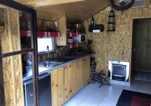 Bed and breakfast for 2-7 people.