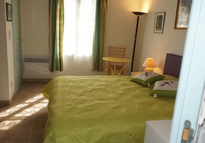 BED AND BREAKFAST 10 MINUTES FROM AVIGNON