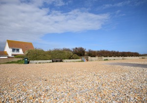 Bella Vista, Selsey - a family house that sleeps 8 guests in 4 bedrooms