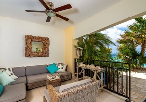 Bellevue Luxury Oceanfront apartment with private beach