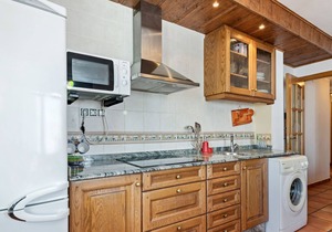 Belvilla by OYO Apartment in Gudar