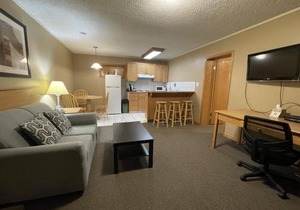 Best Maple Inn - Drayton Valley