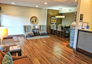 Best Western Plus Inn at the Vines