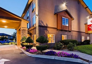 Best Western Plus Rama Inn & Suites