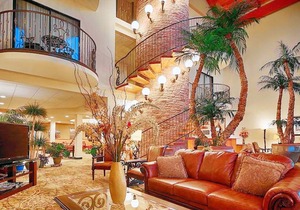 Best Western Plus Swiss Chalet Hotel & Suites