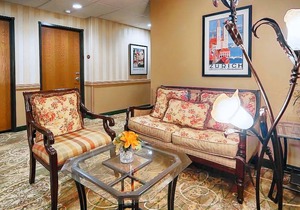 Best Western Plus Swiss Chalet Hotel & Suites