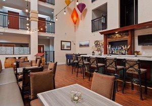 Best Western Plus Villa Del Lago Inn