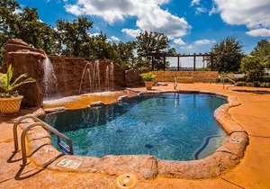 Best Western Premier Crown Chase Inn & Suites