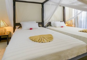 Blue Bay Cove - Beach Side Apartment
