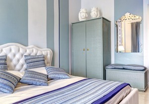 BLUE CURACAO - Les roches Noires