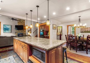 Blue Sky Lodge - Spacious 5BR Lodge