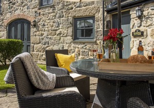 Bluebell Cottage is both beautiful and ideally located for the beaches