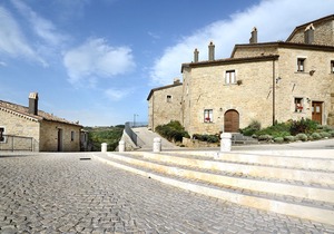 Borgotufi Albergo Diffuso