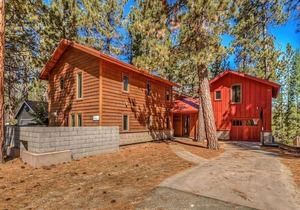 Boulder Bay Retreat-Beautiful Luxury Home*Large Kitchen*Yard*BBQ*Pet Friendly!!