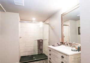 Boutique hotel in historic downtown Seneca. Room #1, Queen/King combo.