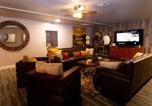 Boutique hotel in historic downtown Seneca. Room #1, Queen/King combo.