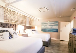 Boutique hotel in historic downtown Seneca Room #3, two Queen beds.