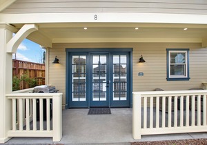 Brand New 1 Bedroom Luxury Bungalow steps from Sonoma Plaza