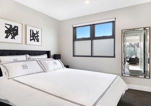 BRAND NEW! 2 Bed 1 Bath Apartment in Caulfield North