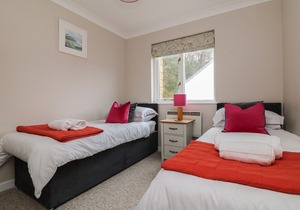 Breeze Cottage, FALMOUTH