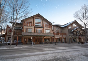 Brewster's Mountain Lodge